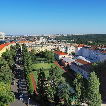 Hotel Ilf Прага Екстер'єр фото